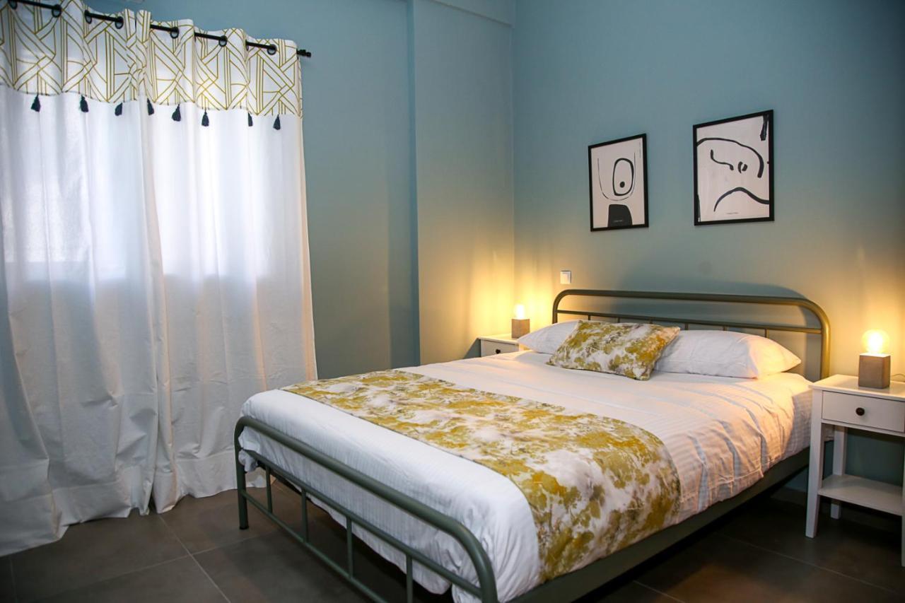 Caravin Wanderhome, 5 Min From Metro Nea Ionia Athena Bagian luar foto