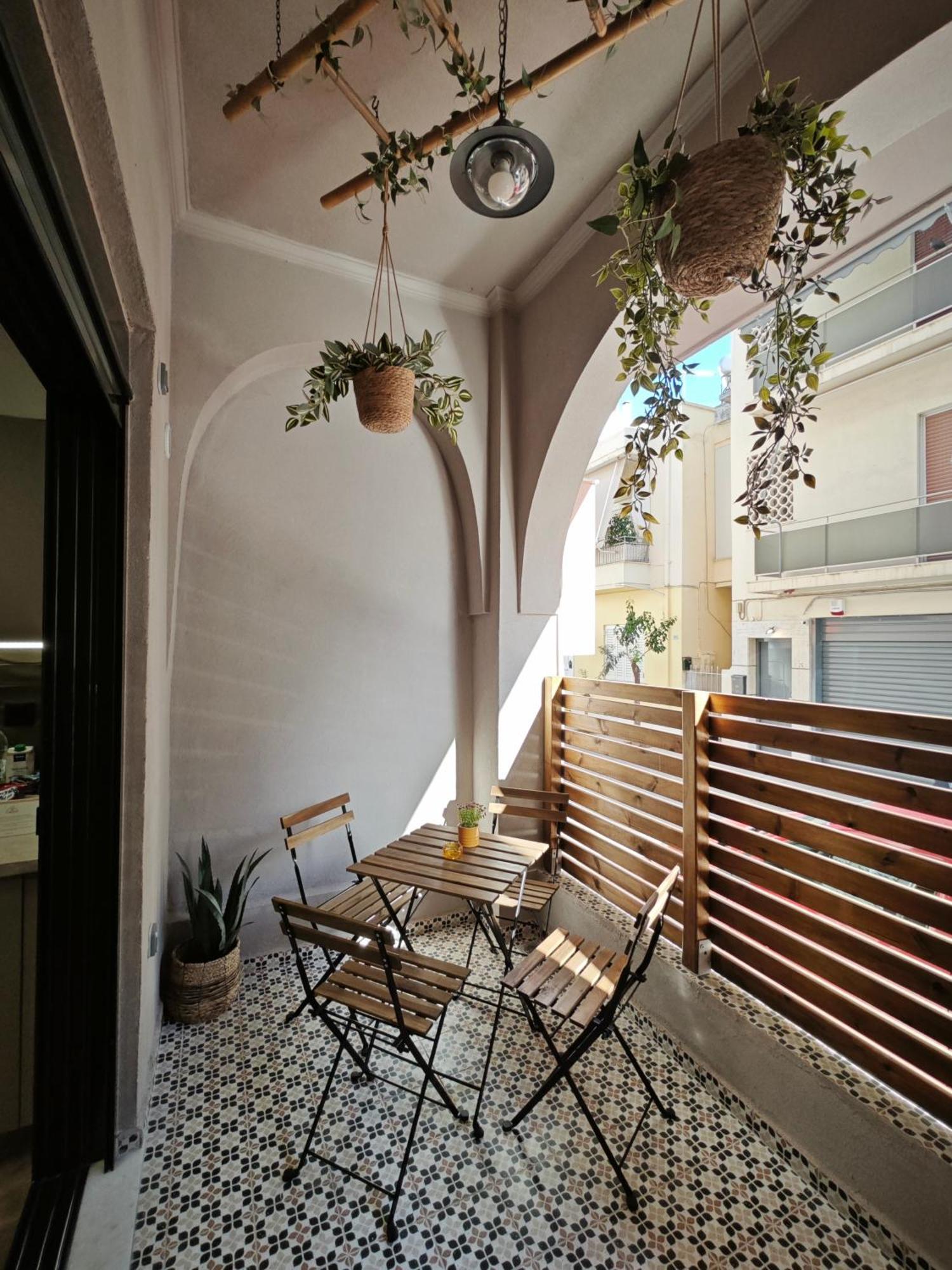 Caravin Wanderhome, 5 Min From Metro Nea Ionia Athena Bagian luar foto